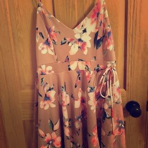 SALE-TRIED ON NEVER WORN- boutique dress